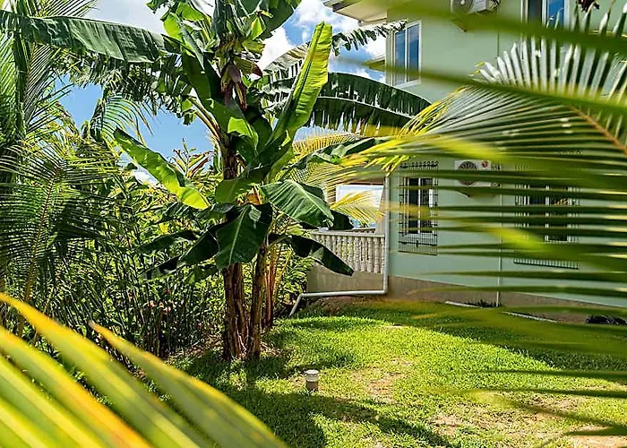 View Retreat Selfcatering 3* Anse Boileau
