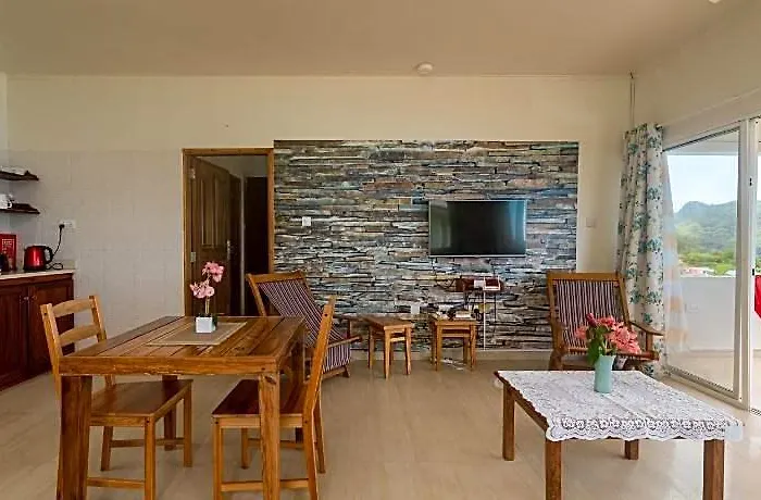 View Retreat Selfcatering Hotel 3*