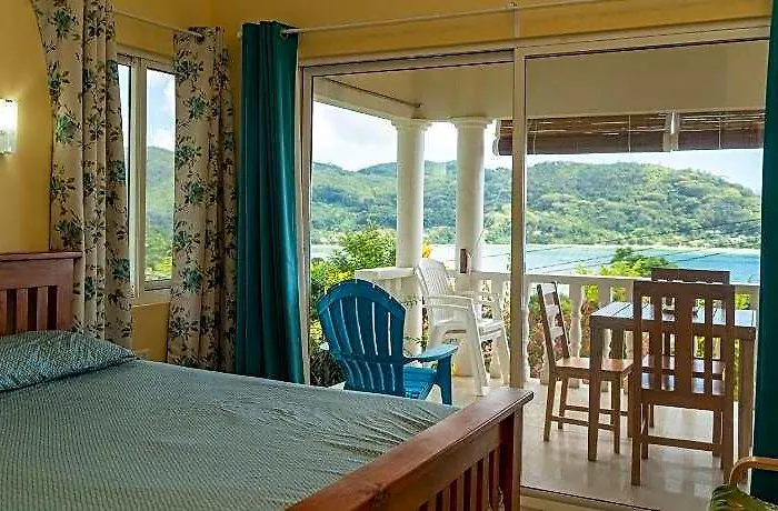 View Retreat Selfcatering 3* Anse Boileau